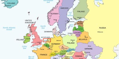 アムステルダムに欧州地図